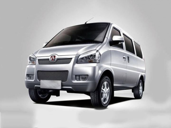 北汽威旺306厢货上市 售3.95-4.58万