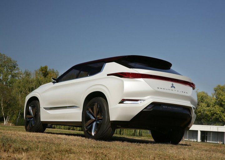 三菱全新gt-phev概念车正式发布官图 车身车顶采用双色车漆