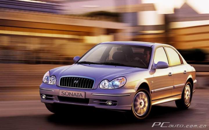 北京现代09款索纳塔